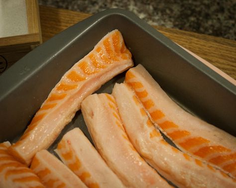 Salmon Belly Strips Recipes, Phillipino Recipes, Salmon Belly Recipes, Tuna Belly, Salmon Belly, Ancestral Diet, Sushi Love, Elegant Food, Salmon Skin