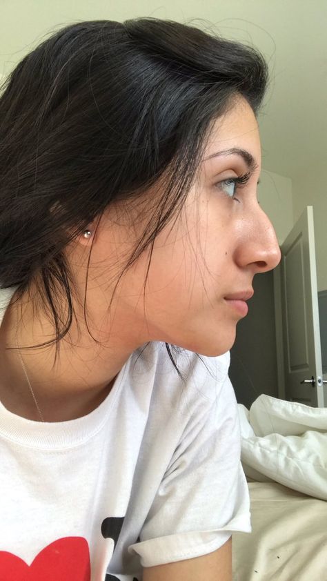 https://twitter.com/hashtag/sideprofileselfie?f=tweets&vertical=default&src=hash Nose From All Angles, Big Nose Positivity, Pretty Big Nose, Big Nose Beauty Aesthetic, Girls With Big Noses, Hooked Nose, Big Nose Beauty, Pretty Nose, Beauty Hacks Lips