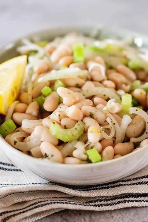 Bean Salad Dressing, White Bean Salad Recipes, Vegan Bean Salad, Cannellini Beans Recipes, Cannellini Bean Salad, Beans Salad, Italian Salad Recipes, Celery Recipes, Cannellini Bean