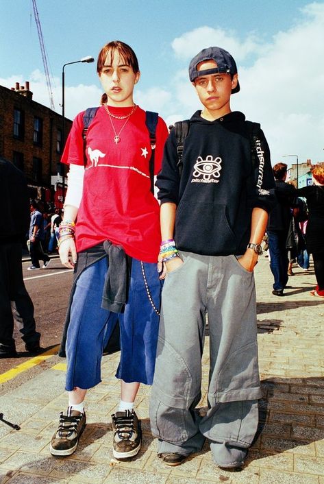 2000s Boys Fashion, Baggy Outfit Ideas, Skater Outfits, Outfits 2000s, 90s Skater, 2000s Clothes, Early 2000s Fashion, Swaggy Outfits, 2000s Fashion