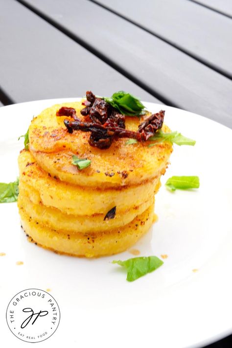 These Clean Eating Italian Polenta Rounds make a quick, unique and tasty breakfast on a busy weekday morning, or a light evening meal. Polenta Rounds, Italian Polenta, Peanut Butter Filled Pretzels, Clean Eating Grocery List, Polenta Recipes, Facebook Followers, Clean Eating For Beginners, Simple Breakfast, Tasty Breakfast