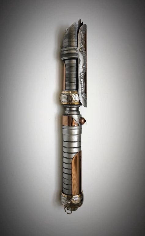 #lightsaber #saberlife Star Wars Lightsaber Hilts, Cool Lightsaber Hilts, Fan Made Lightsabers, Jedi Temple Guard Lightsaber, Lightsaber Art Design, Jedi Lightsaber Hilt, Lightsaber Handle Design, High Republic Lightsaber, Lightsaber Hilt Design Ideas