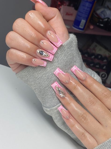 Croc Skin Nails, Croc Nails Pink, Pink And White Croc Nails, Pink Croc Nails Almond, Pink Croc Print Nails, Pink Snake Nails, Pink Croc Print Acrylic Nails, Pink Crocodile Nails, Pink Croc Nails