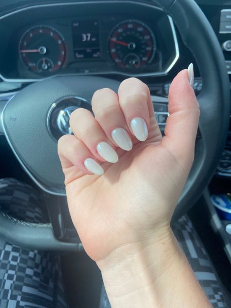 Light White Chrome Nails, Creamy White Chrome Nails, White Chrome Nails, Fake Nails White, Chrome Nails Designs, Summer Nail Ideas, Nails Chrome, White Chrome, Prom Nails