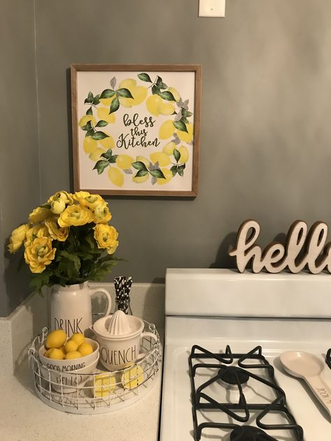 Yellow Accents In Kitchen, Kitchen Lemon Decor Ideas, Yellow Aesthetic Kitchen, Yellow Accent Kitchen, White Kitchen Yellow Accents, Grey And Yellow Kitchen Ideas, Kitchen With Yellow Accents, Yellow Grey Kitchen, Lemon Themed Kitchen