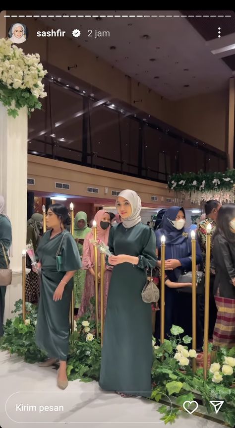 Baju Bridesmaid Muslim, Dress Kondangan Simple, Dress Kondangan Modern, Baju Bridesmaid Modern Hijab, Baju Bridesmaid Hijab, Model Dress Kebaya, Kondangan Outfit, Braidsmaid Dresses, Vintage Bridesmaids