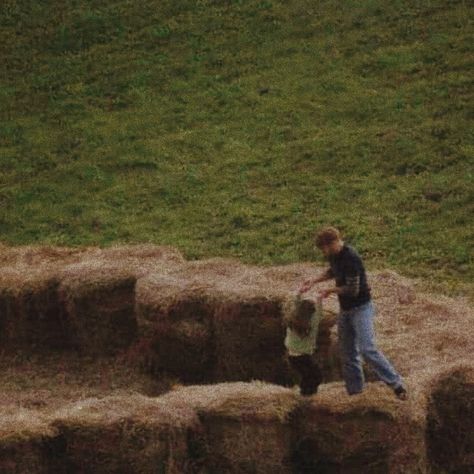 Growing Up Country Aesthetic, Poor Country Aesthetic, Granola Childhood Aesthetic, Farmboy Aesthetic, Girl Dad Aesthetic, Country Family Aesthetic, Granola Family, Father Daughter Aesthetic, Growing Up On A Farm