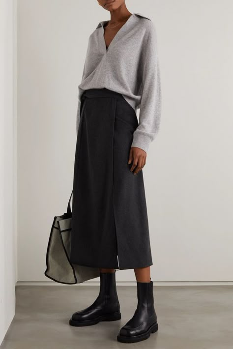 Skirt Combinations, Midi Wrap Skirt, Outfit Trends, 가을 패션, Inspiration Mode, Work Fashion, Coco Chanel, Minimal Fashion, Wrap Skirt