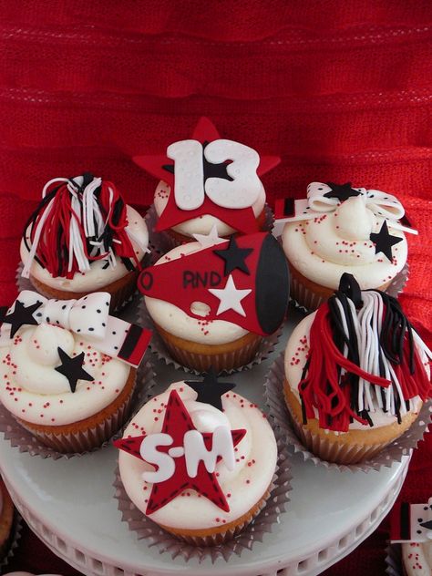 Softball Desserts, Cheer Cake, Cheer Cupcakes, Cheer Snacks, Cheerleader Party, Southern Meals, Cookie Shapes, Cheerleading Party, Competition Cheer