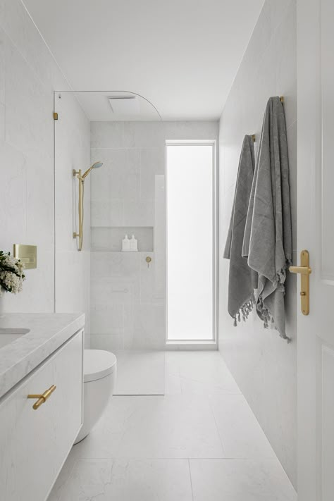 Hamptons Powder Room — Zephyr + Stone Hamptons Powder Room, Small Bathroom Feel Bigger, Large Tile Bathroom, Large Shower Tile, Brass Tapware, Small Ensuite, Light Marble, Hamptons Style Home, Styl Hampton