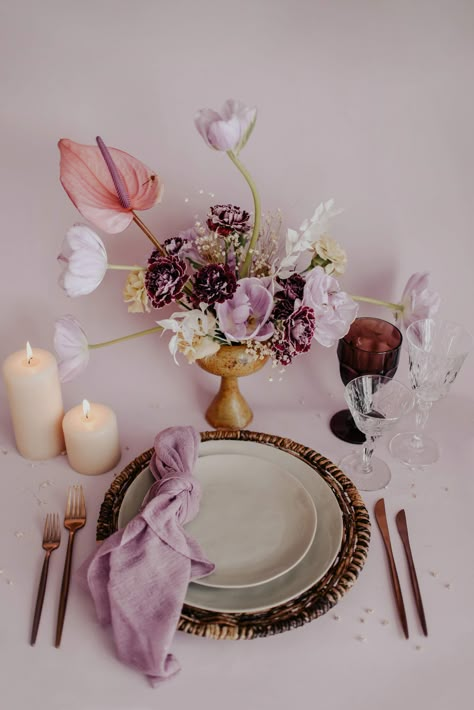 Mauve Tablescape, Purple Wedding Tablescape, Lilac Tablescape, Eggplant Table Setting, Purple Thanksgiving Tablescape, Violet Table Setting, Lilac Table Setting, Lavendar Table Setting Wedding, Amethyst Table Setting