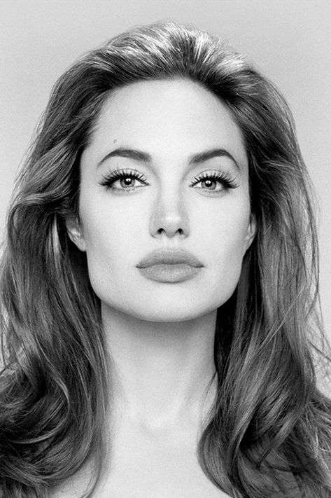 White Photo, Angelina Jolie, Brown Hair, Black And White, Hair, White, Black