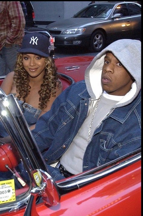 2000s Couples, 2000s Hip Hop Fashion, 2000s Hip Hop, 00s Nostalgia, Mrs Carter, Beyoncé Giselle Knowles, Beyonce And Jay Z, Bonnie N Clyde, Beyonce And Jay