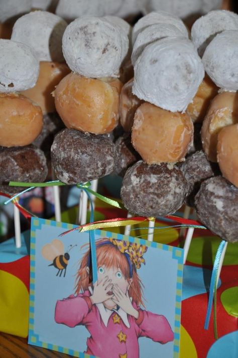 Junie B. Jones party theme. Doughnut kabobs Doughnut Kabobs, Junie B Jones Birthday Party, Storybook Snacks, Junie B Jones Quotes, Junie B Jones Party, Junie B Jones The Musical, Brownie Fairy, Junie B Jones Musical, Junie B Jones Books