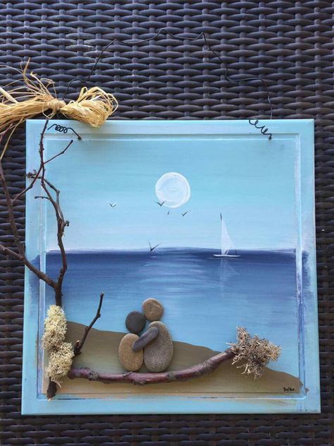 Alcohol Ink Glass, Stone Pictures Pebble Art, Pebble Art Family, Art Couple, At The Sea, Beach Glass Art, Pebble Pictures, Stone Pictures, Sea Shore