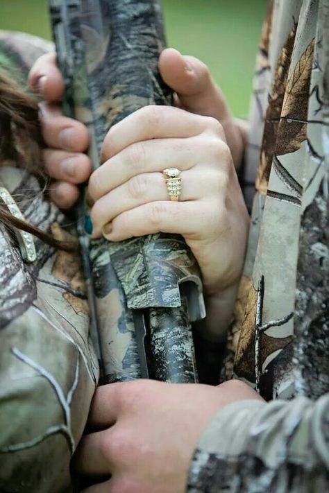 Engagement Pictures Ring, The Hunt Is Over Engagement, Hunt Is Over Engagement, Hunting Engagement Pictures, Hunting Engagement Photos, Camo Engagement Rings, Rings For Women Silver, Types Of Wedding Rings, Country Engagement Pictures