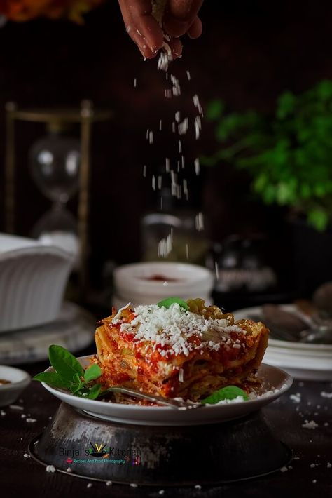 Lasagne Food Photography, Lasagna Food Photography, Lasagna Photography Food Styling, Lasagne Photography, Lasagna Photography, Lasagna Aesthetic, Vegetarian Zucchini Lasagna, Healthy Lasagna Recipes, Chicken Lasagna Recipe