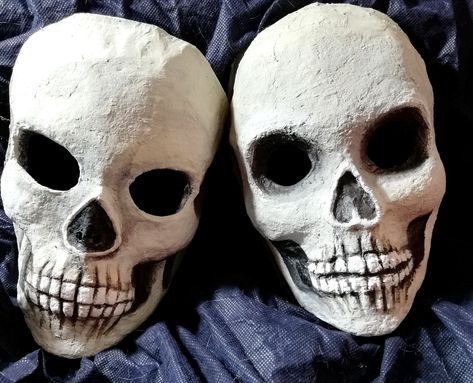 Paper mache fitting skull masks Paper Mache Skull Mask, Paper Mache Skull, Paper Mache Masks, Skull Masks, Skeleton Mask, Zombie Mask, Parties Themes, Apoxie Sculpt, Mermaid Skeleton