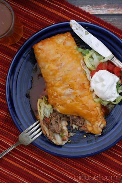 Shredded Beef Wet Burritos Wet Burrito Recipes, Wet Burrito, Tacos And Burritos, Burritos Recipe, Hispanic Food, Shredded Beef, Latin Food, Beef Dishes, Mexican Dishes