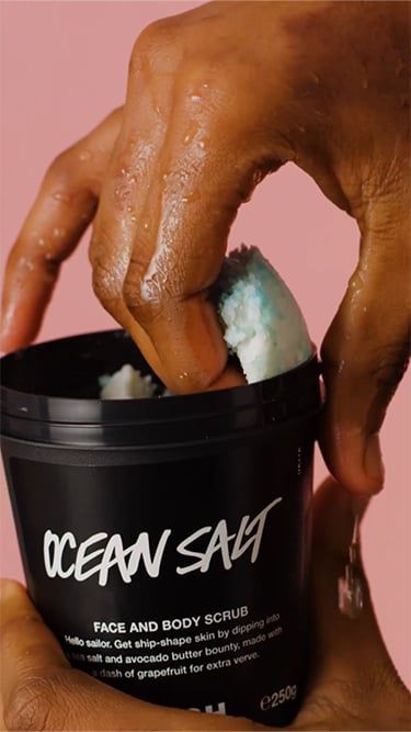 Lush Ocean Salt, Lush Body Scrub, 2025 Wishlist, Best Lush Products, Lush Face Mask, Salt Face Scrub, Face And Body Scrub, Ocean Salt, Face Body Scrub