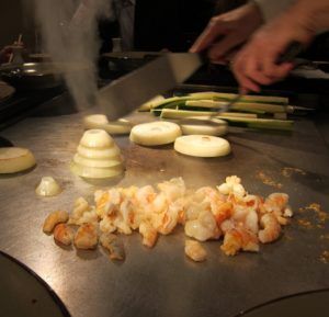 Hibachi Shrimp Recipe, Benihana Garlic Butter Recipe, Hibachi Shrimp, Hibachi Recipes, Copycat Restaurant Recipes, Asian Inspired Recipes, Shrimp Recipe, Our Secret, Buffet Food