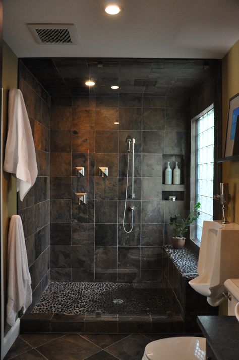 Masculine shower Masculine Bathroom, Jungle Bedroom, Bad Inspiration, Stunning Bathrooms, Bathroom Shower Tile, Basement Bathroom, Interior Modern, Dream Bathrooms, Bathroom Renos