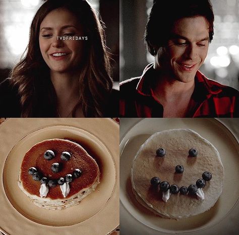 The Vampire Diaries: Damon & Elena + pancakes Damon Salvatore Pancakes, Damon Pancakes, Damon Y Elena, The Vampire Diaries Damon, Damon Elena, Salvatore Brothers, Vampire Diaries Outfits, Vampire Diaries Poster, Vampire Diaries Quotes