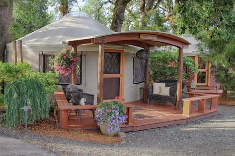 How to Add a Porch, Deck or Awning to Your Yurt - Pacific Yurts Pacific Yurts, Yurt Interior, Yurt Home, Yurt Living, Yurt Tent, Earthship, Round House, Tiny House Living, Yurt