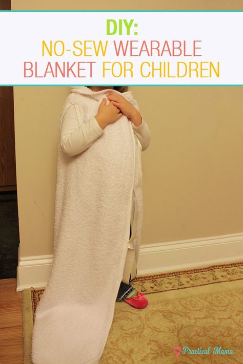 DIY Repurpose an old baby blanket and turn it into a cozy wearable blanket. Toddlers and kids can wear this practically no sew wearable blanket when they get cold at home. Tutu Size Chart, Homemade Stuff, Baby Sleep Sack, Mama Blog, Blanket Diy, Diy Clothes Life Hacks, Wearable Blanket, No Sew, Blanket Pattern