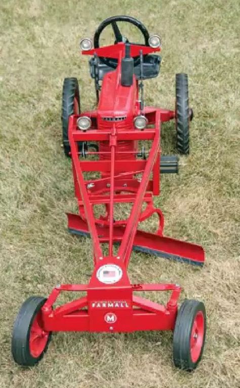 Atv Utility Trailer, Walk Behind Tractor, Car Print Ads, Garden Tractor Attachments, Yard Tractors, Pedal Tractor, Homemade Go Kart, Homemade Tractor, Vintage Pedal Cars