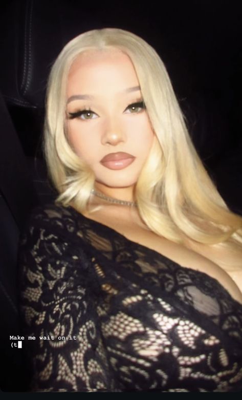 Alabama Barker Aesthetic, Alabama Barker Makeup, Alabama Luella Barker, Girl Hiphop, Alabama Barker, Blonde Wigs, Glamour Makeup, Blonde Wig, Some Girls