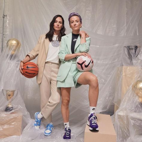 Football Ads, Nike Campaign, Sami Khedira, Soccer Couples, Sue Bird, Stem Style, Bird Fashion, Nike Kicks, Soccer Inspiration