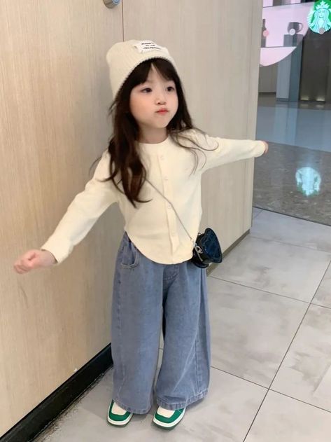 Outfits For 6 Year Girl, Korean Kids Girl, Korean Kids Fashion, The Nanny, Korean Babies, Kids Ootd, Toddler Girl Style, Kids Style