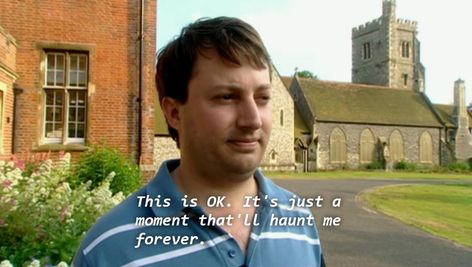 Mark Corrigan, Mitchell And Webb, David Mitchell, Boring Life, British Comedy, British Tv, Super Happy, Kindergarten Teachers, Images Gif