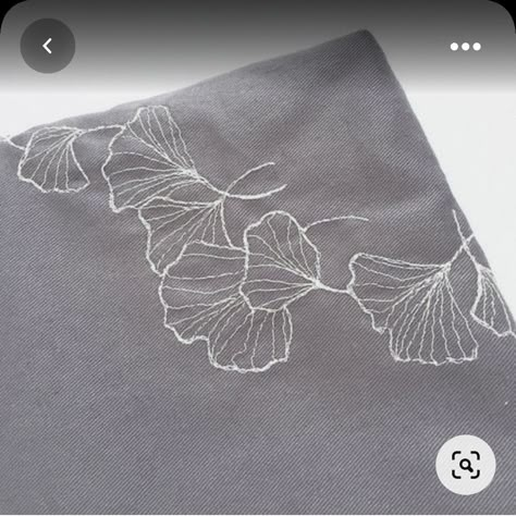 Leaf Embroidery Design, Leaves Embroidery, New Embroidery Designs, Embroidery Leaf, Gingko Leaves, Embroidery Flowers Pattern, Japanese Embroidery, Hand Embroidery Design Patterns, Hand Embroidery Stitches