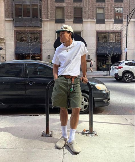 Men’s Summer Shorts Outfits, Green Cargo Shorts Outfit Men, Summer Fit Inspo Men, Mens Summer Outfits 2024 Streetwear, Men Shorts Outfit Summer Mens Fashion, Men Shorts Outfit Casual Street Styles, Green Shorts Outfit Men, Green Cargo Shorts Outfit, Cargo Shorts Men Outfits