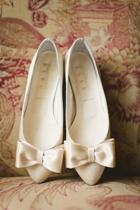 Bhldn Shoes, Wedding Sandals For Bride, Bride Flats, Wedding Shoes Sandals, Pretty Flats, Bridal Shoes Flats, Wedding Shoes Flats, Wedding Flats, Princess Shoes