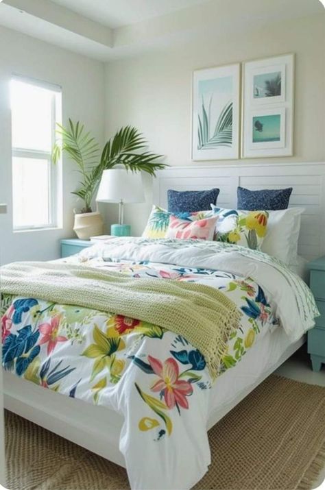 White Wicker Bedroom Ideas, Happy Bedroom Ideas, Summer Bedrooms, Subtle Aesthetic, Summer Bedroom Decor, Summer Room Decor, Summer Bedroom, Tropical Bedrooms, House Vibes