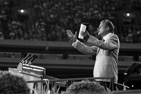 Billy Graham What Does Christmas Mean, Marriage Struggles, Praying For Your Husband, Biblical Marriage, All Sins, The Cove, Billy Graham, Marriage Tips, Lord And Savior