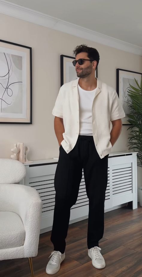 Mens Dockers Outfit, Boujee Aesthetic Men, Men’s Outfits Going Out, Nice Dinner Outfits Men, Date Night Man Outfit, Men Anniversary Outfit, Date Night Mens Outfit Men Styles, Going Out Mens Outfits, European Casual Outfits Men