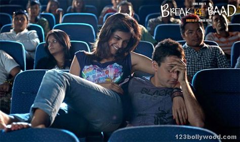 Break Ke Baad Bollywood Movie Stills, Break Ke Baad, Cinema Scenes, Deepika Padukone Movies, Vintage Bollywood Aesthetic, Disney Movie Art, Bollywood Theme, Live Love Life, Glamour World