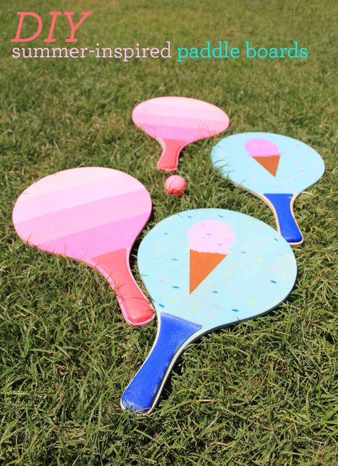 diy summer inspired ping pong paddle boards Diy Paddle, Boat Centerpieces, Beach Ball Cake, Outdoor Table Tennis Table, Edible Sand, Colorful Jellyfish, Ping Pong Tables, Beach Birthday Party, Games For Fun