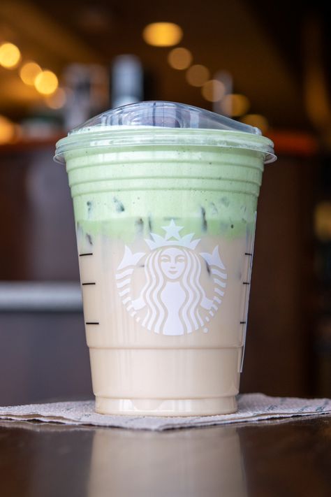 Iced Chai Latte with Matcha Cold Foam: A Starbucks Duo Worth Trying Matcha Chai Latte Recipe, Starbucks Iced Chai Tea Latte Recipe, Starbucks Iced Chai, Starbucks Drink Recipes, Matcha Cold Foam, Iced Chai Latte Recipe, Matcha Latte Starbucks, Chai Latte Starbucks, Chai Tea Latte Starbucks