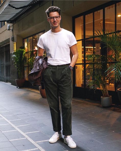 Steve Calder on Instagram: “Sometimes the most simple, comfortable outfits are best. Don’t you agree?” Simple Comfortable Outfits, Dark Green Shirt, Black Pants Men, Green Corduroy, White Crew Neck, Low Top Sneakers, Pants Men, Green Shirt, Dark Brown Leather