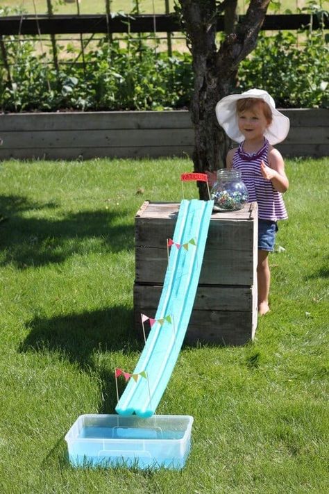 5 DIY Marble Runs You Can Make This Afternoon Outdoor Games For Toddlers, Door Classroom, Noodle Crafts, Outside Activities For Kids, Backyard Water Parks, Backyard Carnival, Kids Church Activities, Pool Noodle Crafts, Marble Race