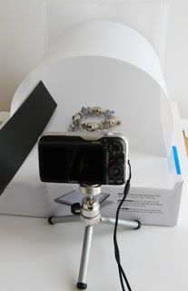 Natural Light Jewelry Photography with White Backgrounds Tutorial - The Beading Gem's Journal Free Jewellery Making Tutorials, Light Tunnel, Photographing Jewelry, Exposure Compensation, Light Jewelry, White Backgrounds, Foto Tips, Box Diy, Jewelry Techniques