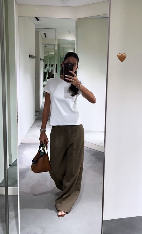 Belle Silhouette, Fashion Street Style, Baggy Style, 가을 패션, Outfit Inspo Fall, The Mirror, Fashion Killa, Minimal Fashion, Fashion Street