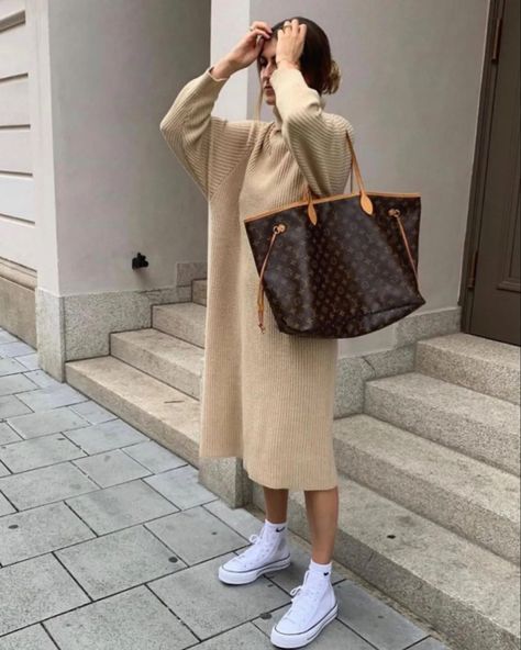 Lv Neverfull Outfit, Neverfull Outfit, Louis Vuitton Neverfull Outfit, Neverfull Louis Vuitton, Louis Vuitton Outfit, Winter Lookbook, Knitted Dress, Blouse Outfit, Monogram Canvas