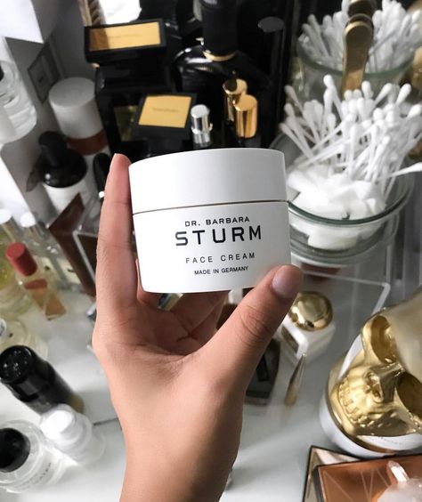 Dr. Barbara Sturm (@drbarbarasturm) • Instagram photos and videos Dr Barbara Strum, Barbara Strum, Face Mask For Redness, Skincare Lifestyle, Lancome Absolue, Mask Aesthetic, Dr Barbara Sturm, Barbara Sturm, Face Spray