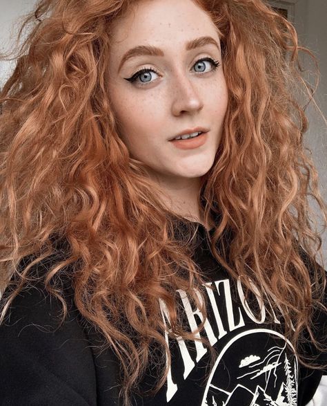 Janet Devlin, Gorgeous Hair, Redheads, Buzzfeed, Beautiful Hair, Breaking News, Dreadlocks, Hair Styles, Hair